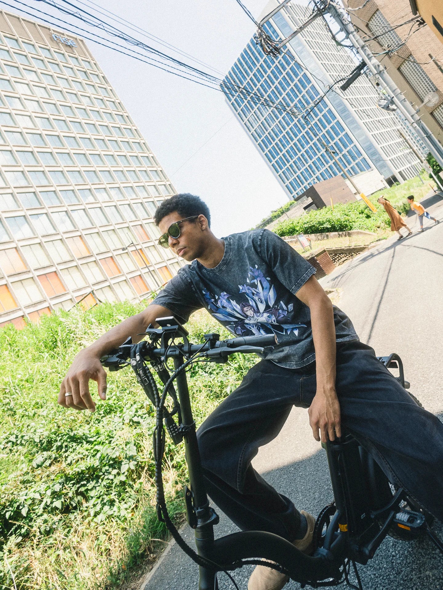 AIZEN INTELLECT VINTAGE OVERSIZE TEE