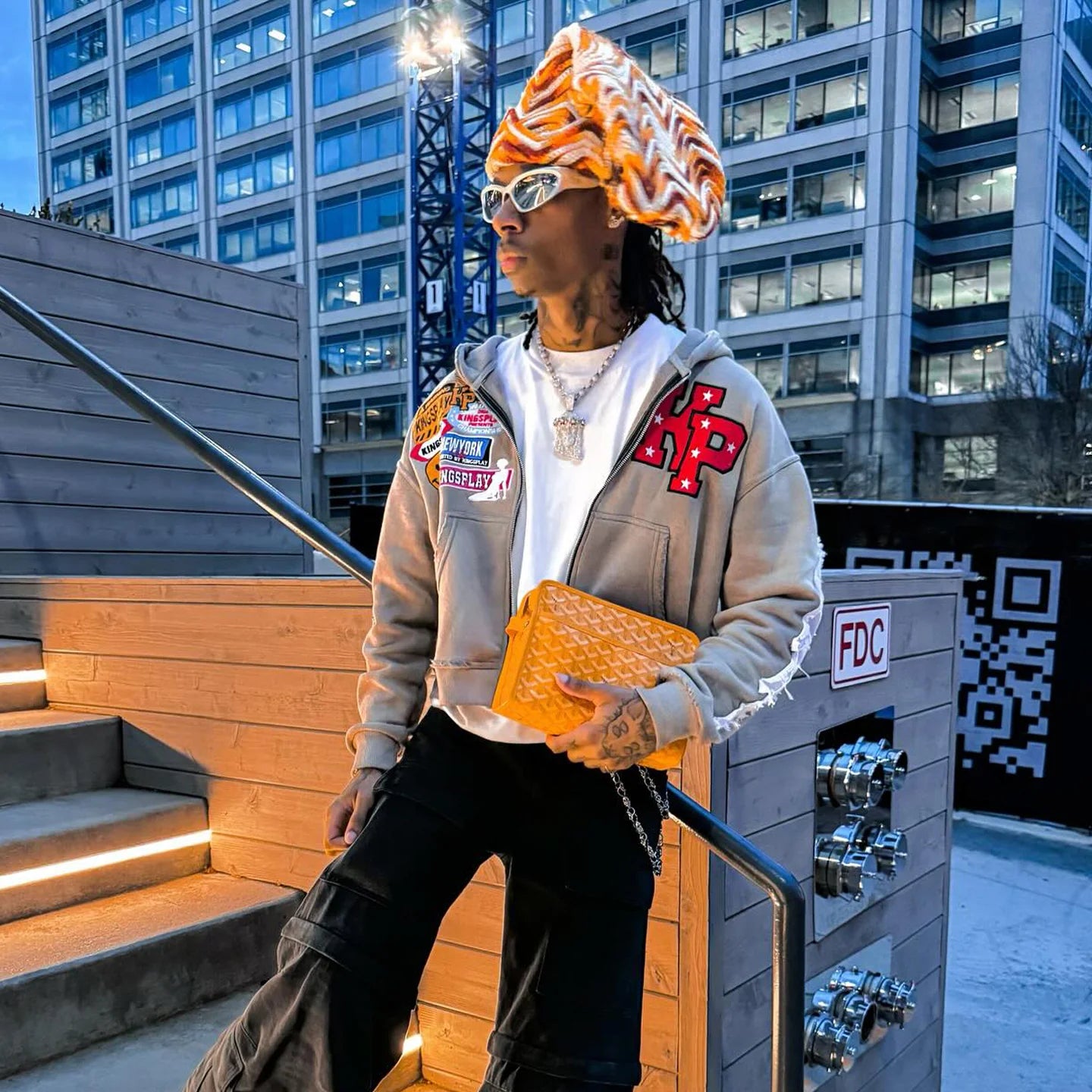 HOODIE VINTAGE EDITION (NEW DROP)